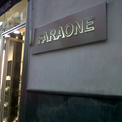 Faraone Frattamaggiore Corso Scarpe Durante Di 280 Negozi S0aqSrz