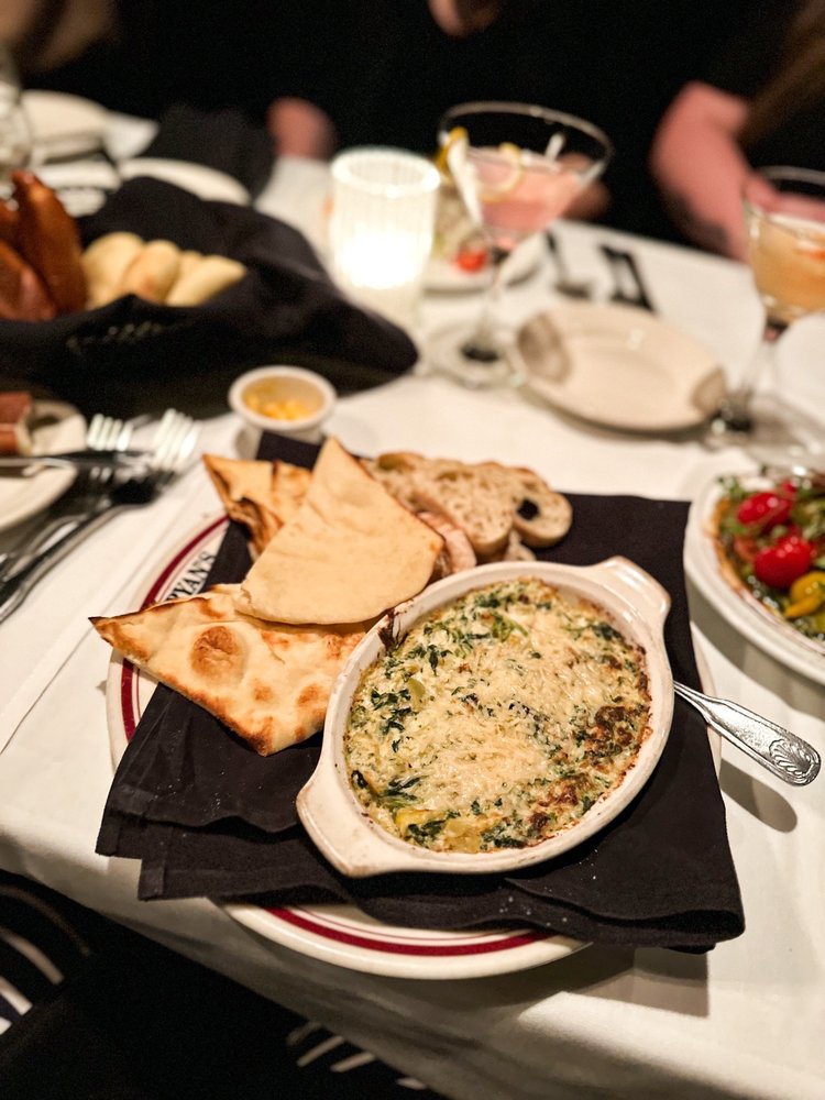 Ryan's Restaurant -Steaks-Chops & Seafood