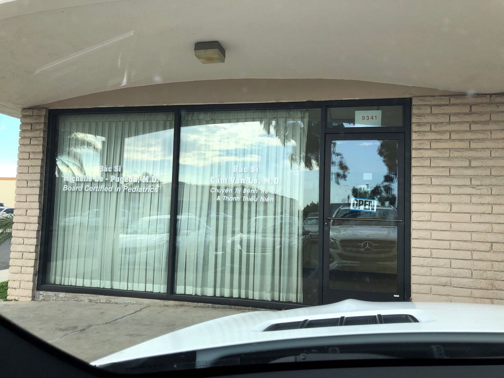 image of business Michelle Le, MD