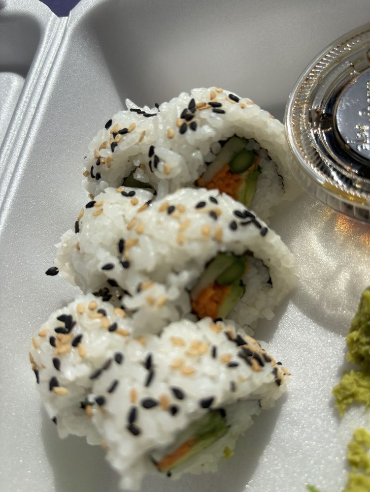 Cha Baa Thai & Sushi Restaurant