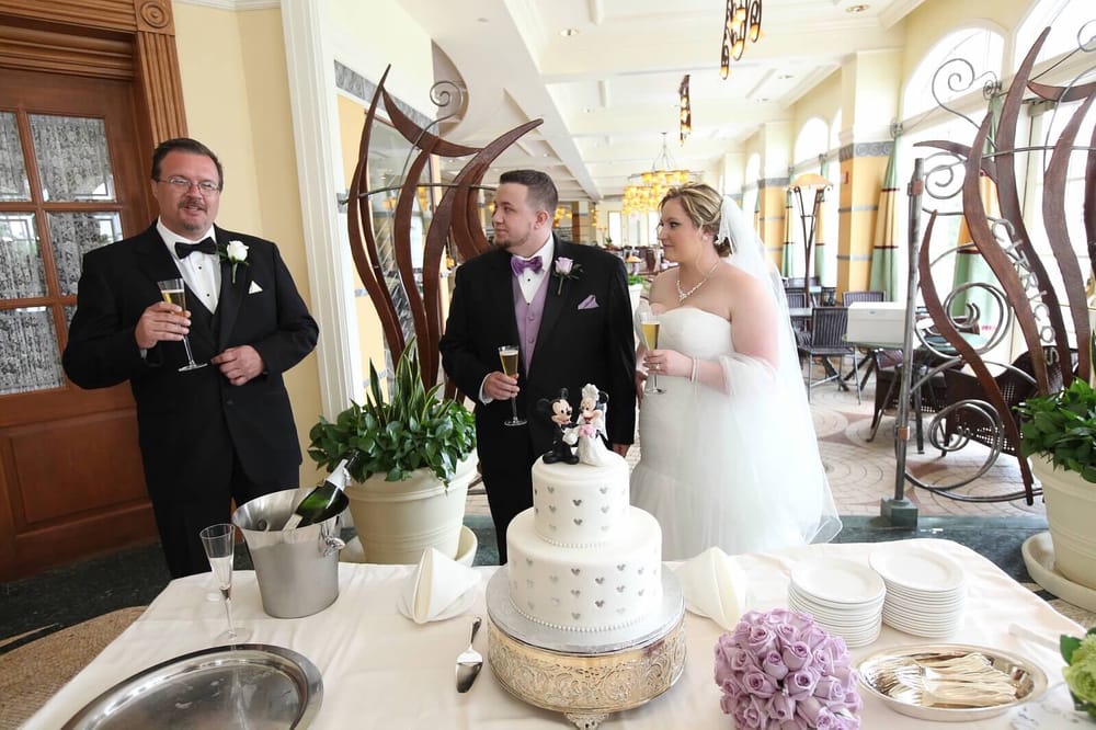 Wedding Cake From Grand Floridian Bakery At Citricos Rotunda Yelp Photo Of Disney S Grand Floridian Resort Spa Bay Lake Fl United States