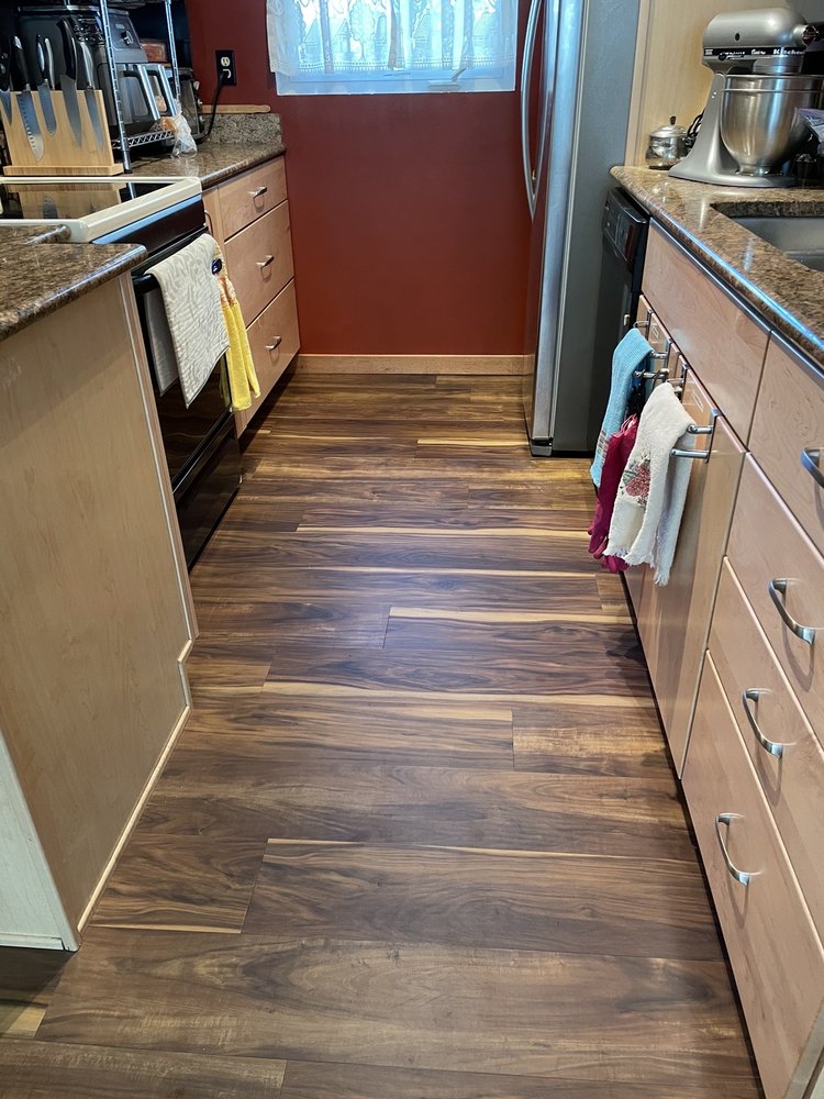 image of business Real Deal Flooring