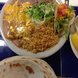 Gonzalez Restaurant 112 Photos 126 Reviews Tex Mex 367 W Photo Of Gonzalez Restaurant Dallas Tx United States