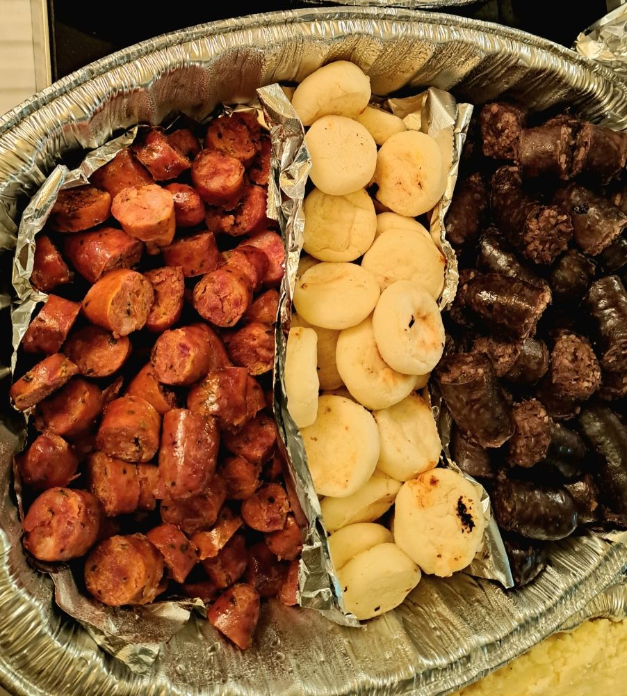 La Empanada Y Más