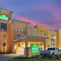 La Quinta Inn Suites Pearsall 86 Photos Hotels 170 Medical Photo Of La Quinta Inn Suites Pearsall Tx United States
