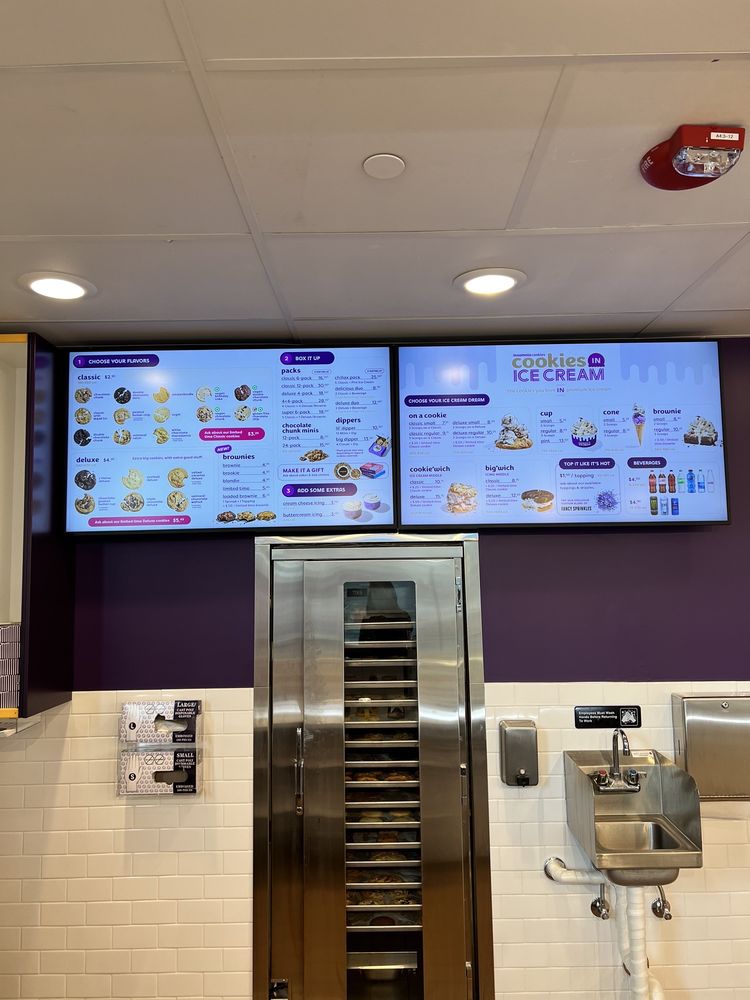 Insomnia Cookies