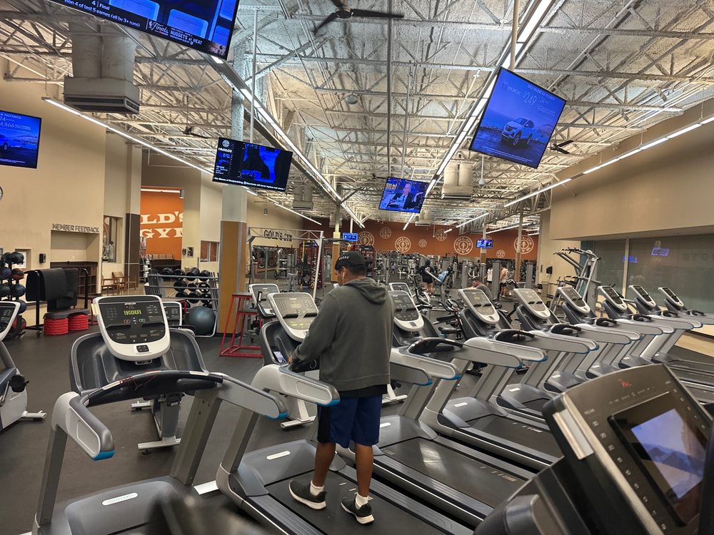 Gold's Gym
