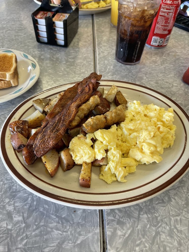 Casagrandes Breakfast House & Catering