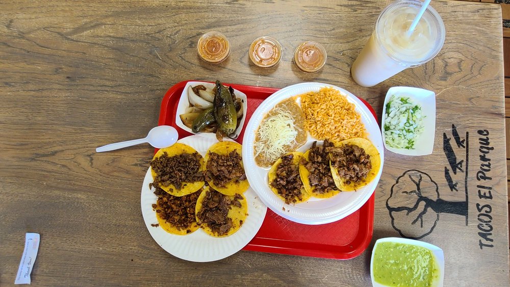 Tacos & Mariscos El Parque Tacos & Mariscos El Parque