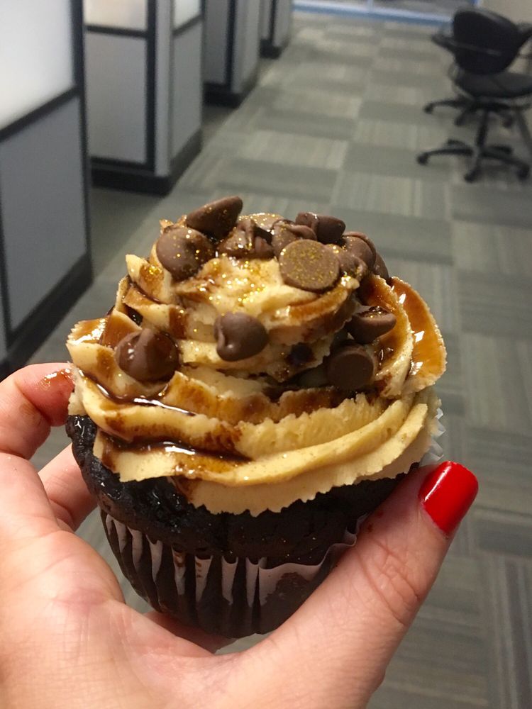 Cupcake Cutie 11 Reviews Cupcakes 109 S Court St, Downtown