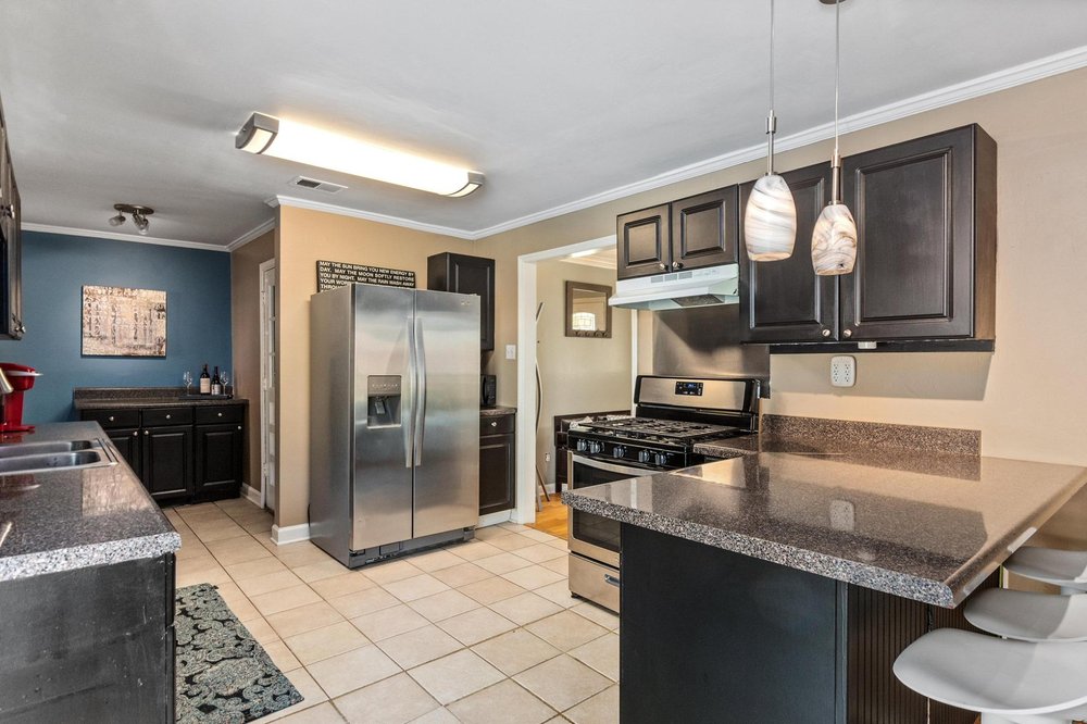 Jessica Brown-RE/MAX Real Estate Experts