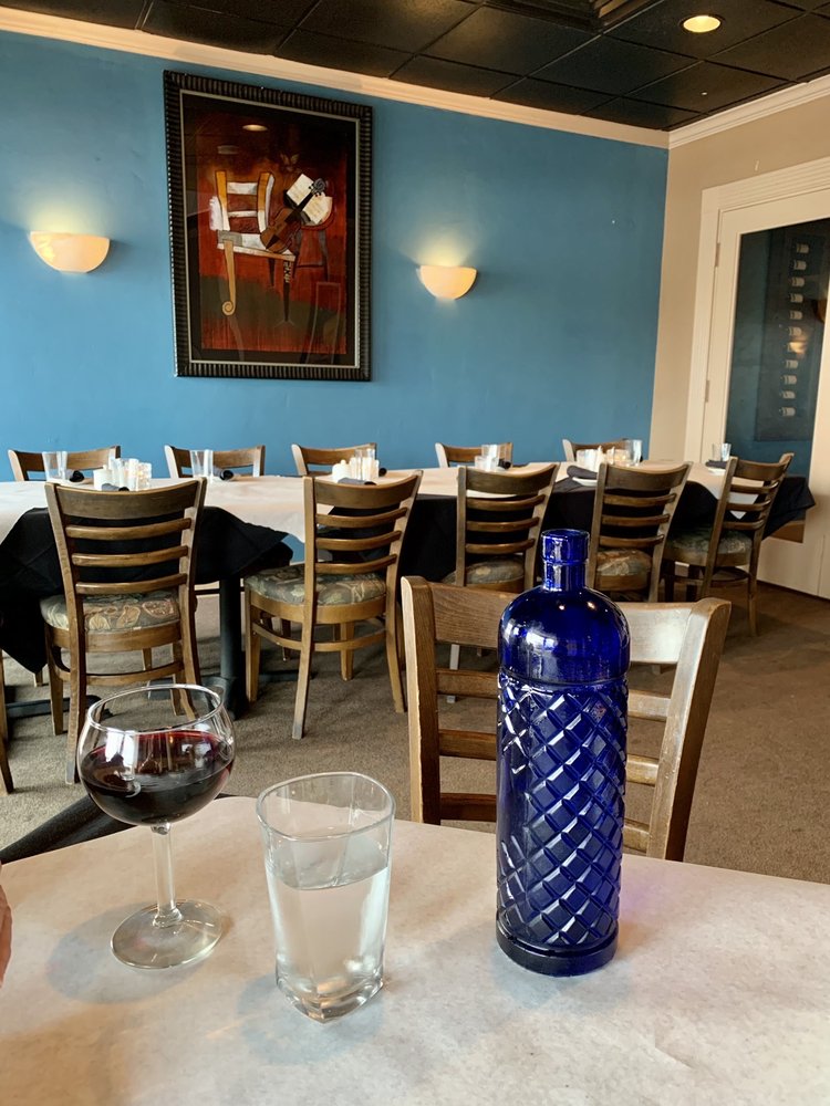 Perry & Sons Market & Grille