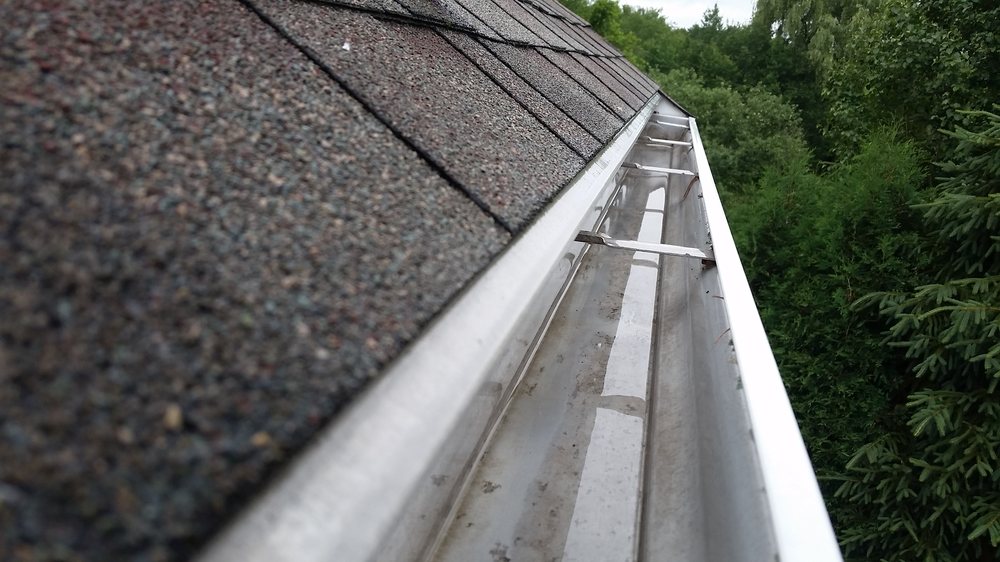 Spotless Gutter Cleaning & Repair