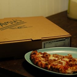 Camy S Delivery 27 Photos 40 Reviews Pizza 2886 Walnut Grove Photo Of Camy S Delivery Memphis Tn United States Barbecue Pizza From