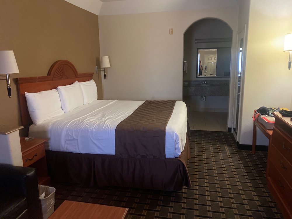 Motel 6