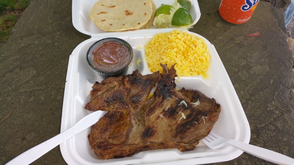 Pupuseria Doña Azucena