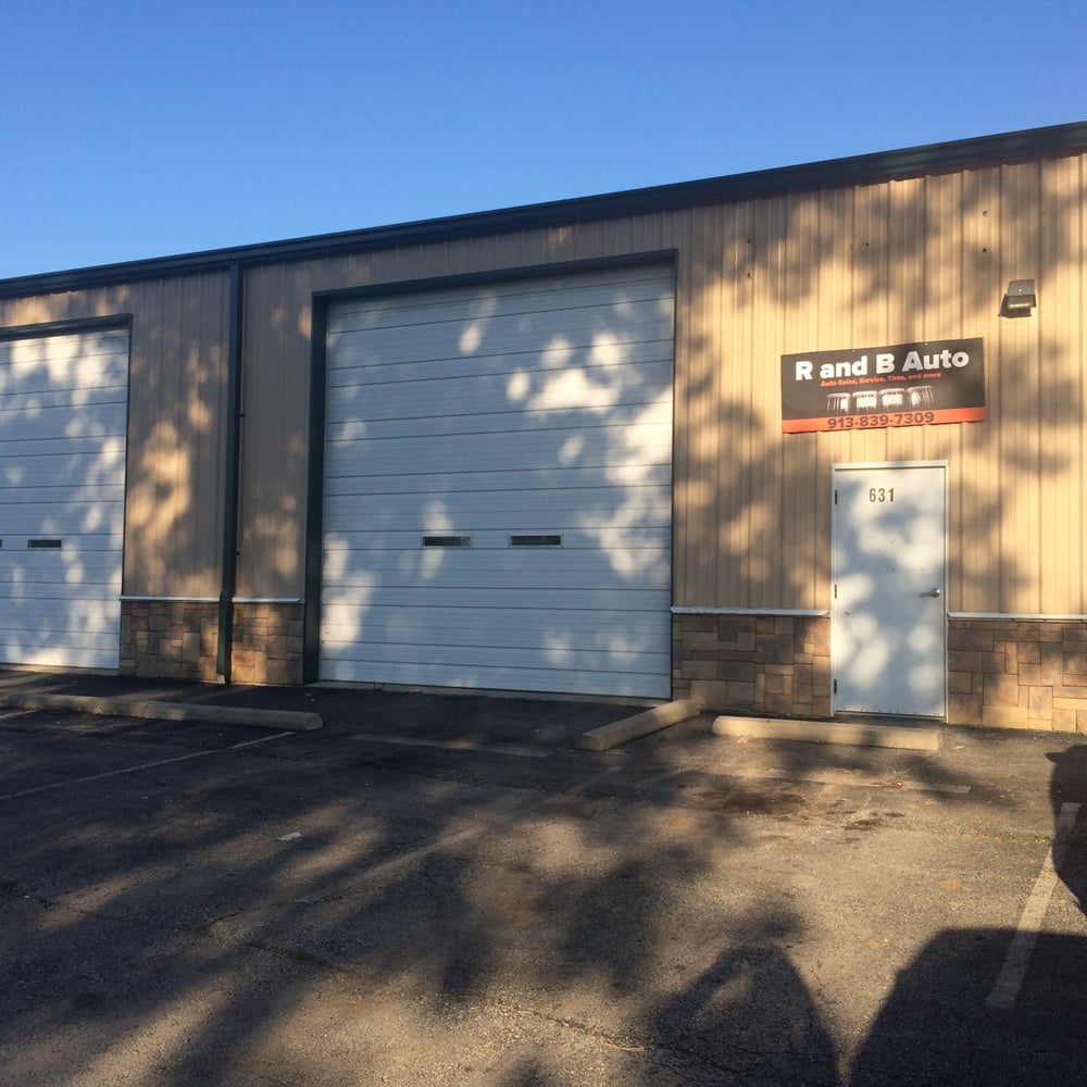 R and B Auto Car Dealers 508 Baptiste Dr, Paola, KS Phone Number