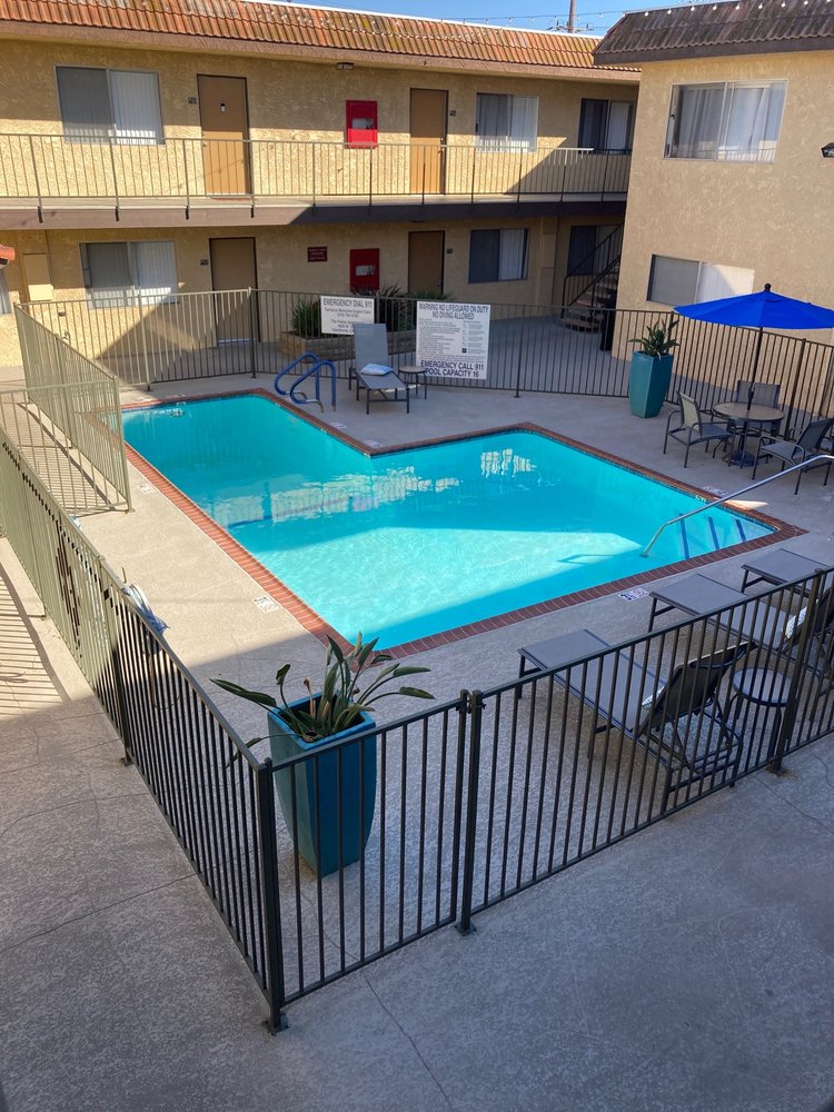 The Palms Apartments