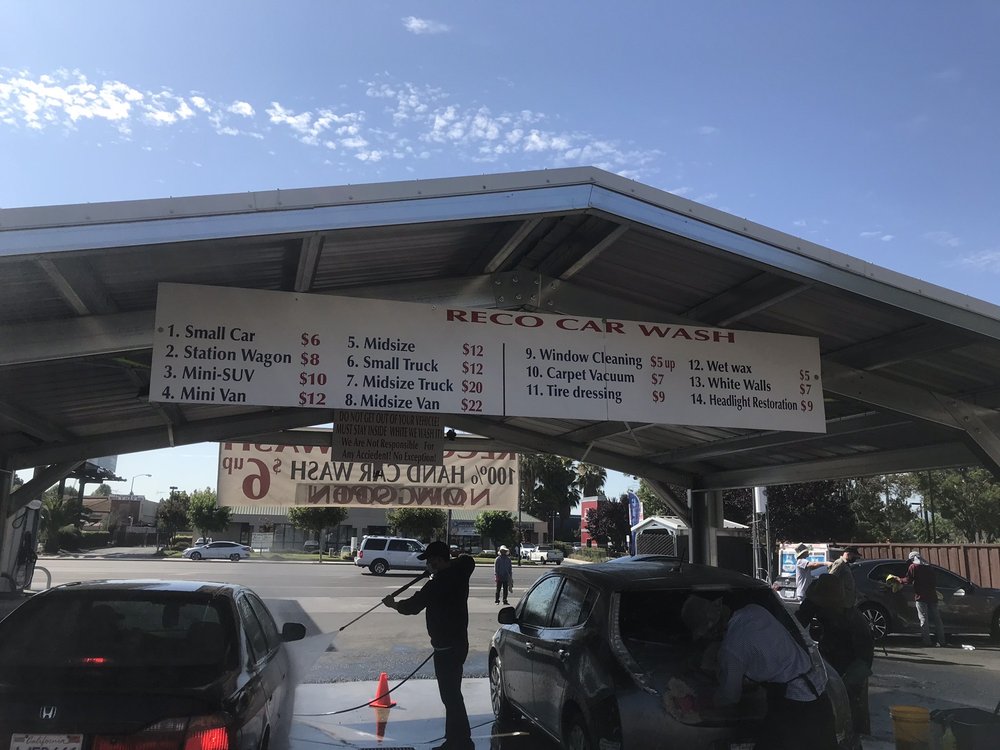 Reco Car Wash Hand