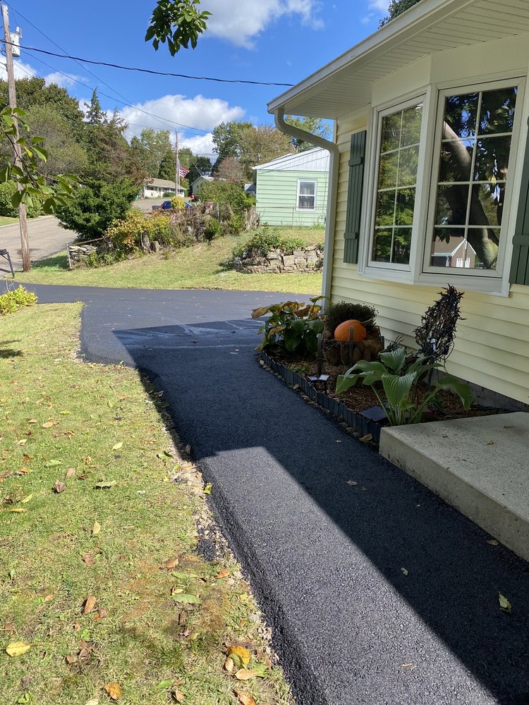 CT Shamrock Paving & Masonry