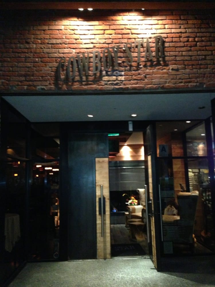 Entrance to what was a most enjoyable evening at the Cowboy Star