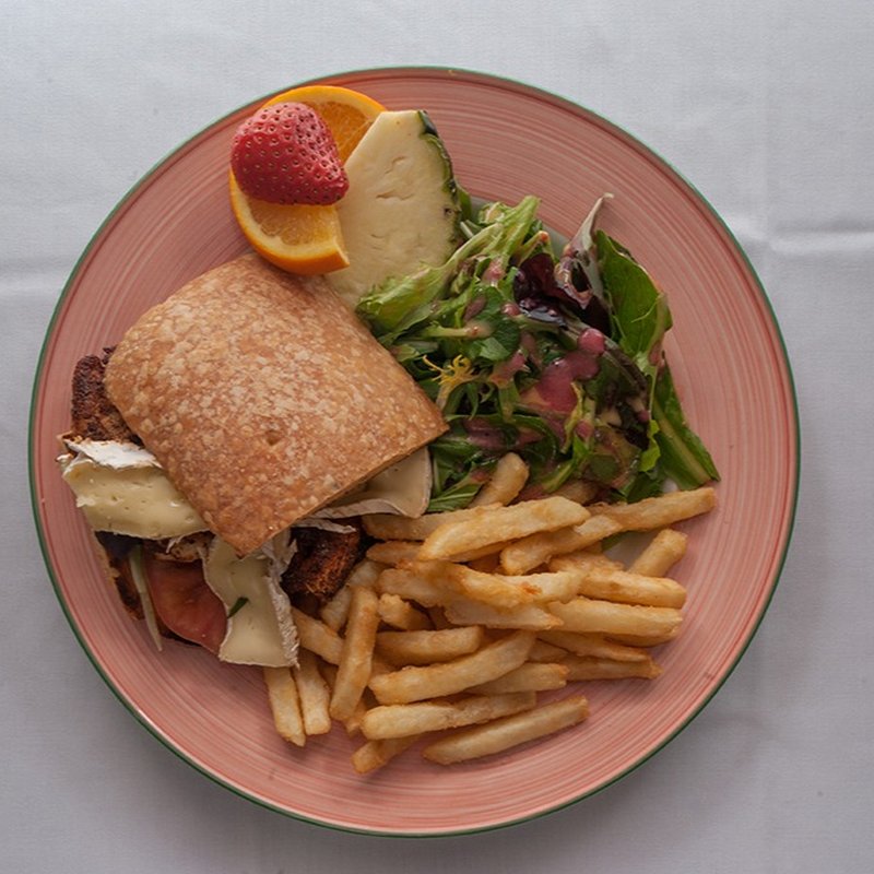 VIVETHA BISTRO 41 Photos & 86 Reviews 2485 Queen Street E, Toronto