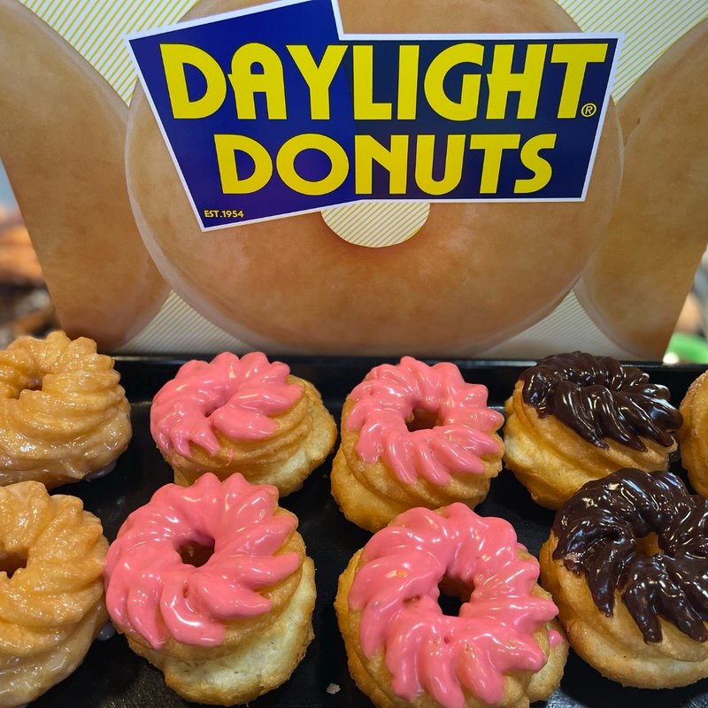 DAYLIGHT DONUTS OVERLAND PARK 48 Photos & 14 Reviews 14852