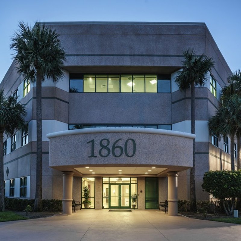 UNIVERSITY INSURANCE GROUP PORT ST. LUCIE Auto Insurance 1860 SW