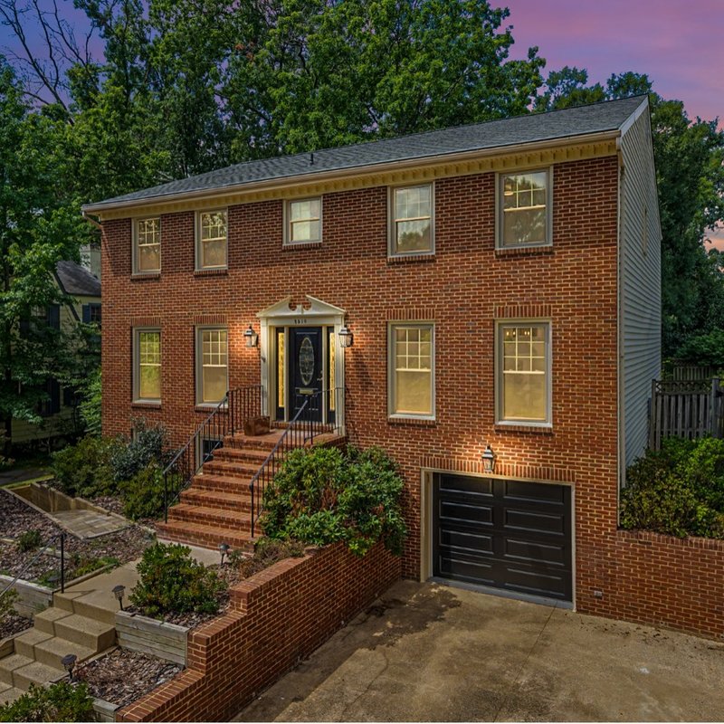 SHAUN MURPHY COMPASS REAL ESTATE 33 Photos & 57 Reviews 1004 King