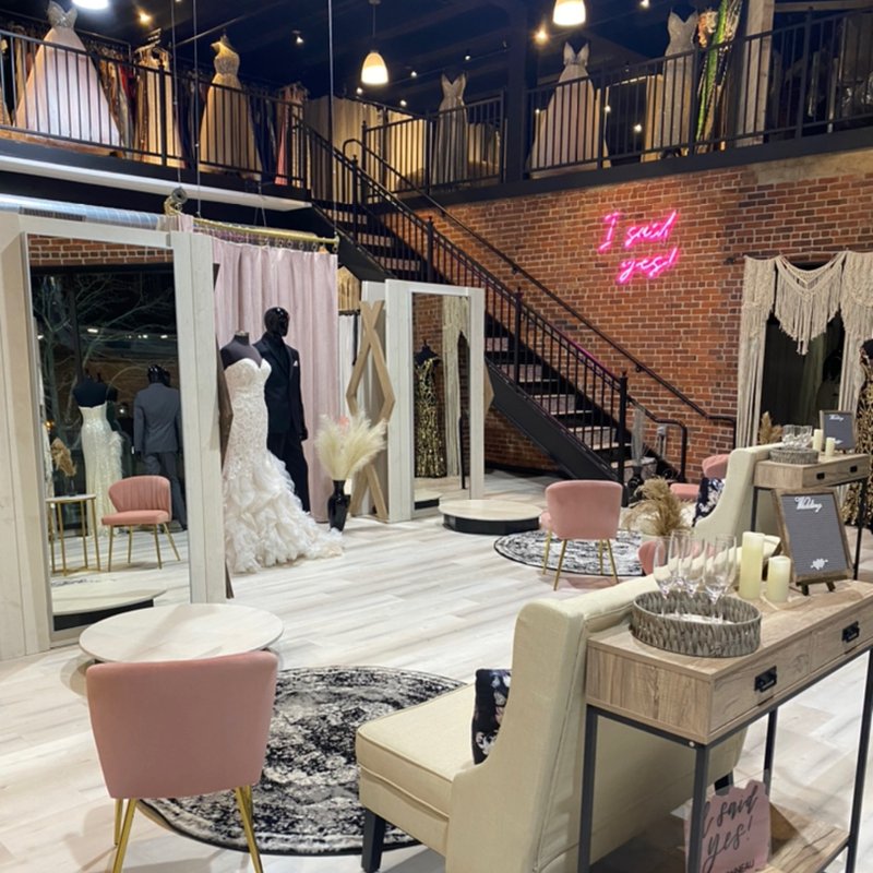 CARBONNEAU BRIDAL AND FORMALWEAR 112 Photos & 38 Reviews Bridal