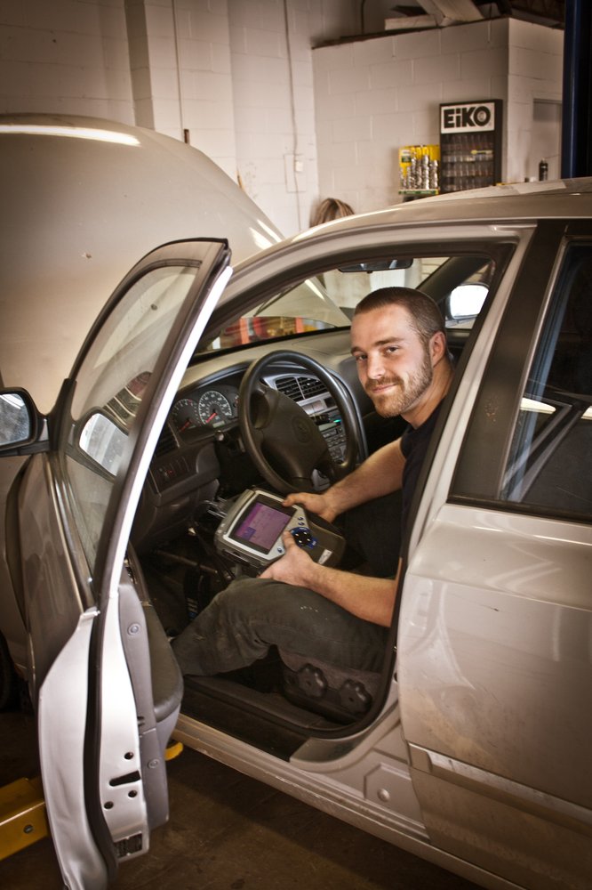 Luke’s Auto 12 Photos & 24 Reviews Auto Repair 5410 Byers Cir E