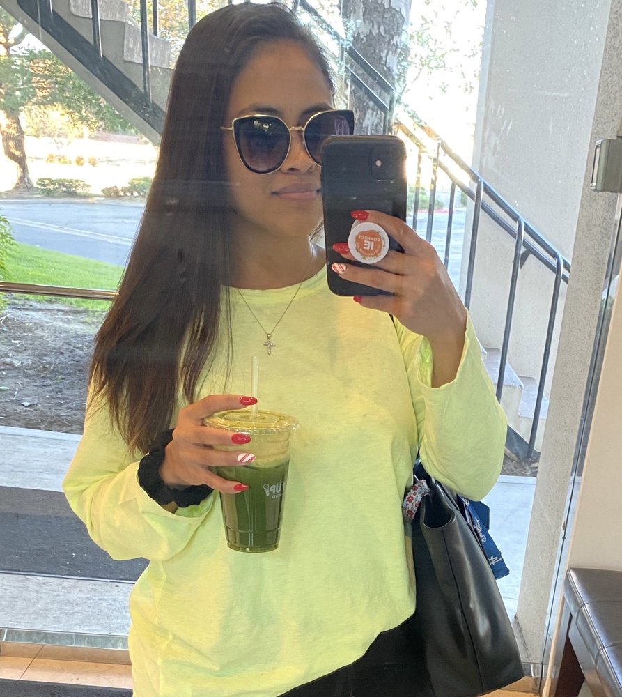 Vanessa R.